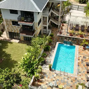 https://lodoicea-apartments.maheislandhotels.com